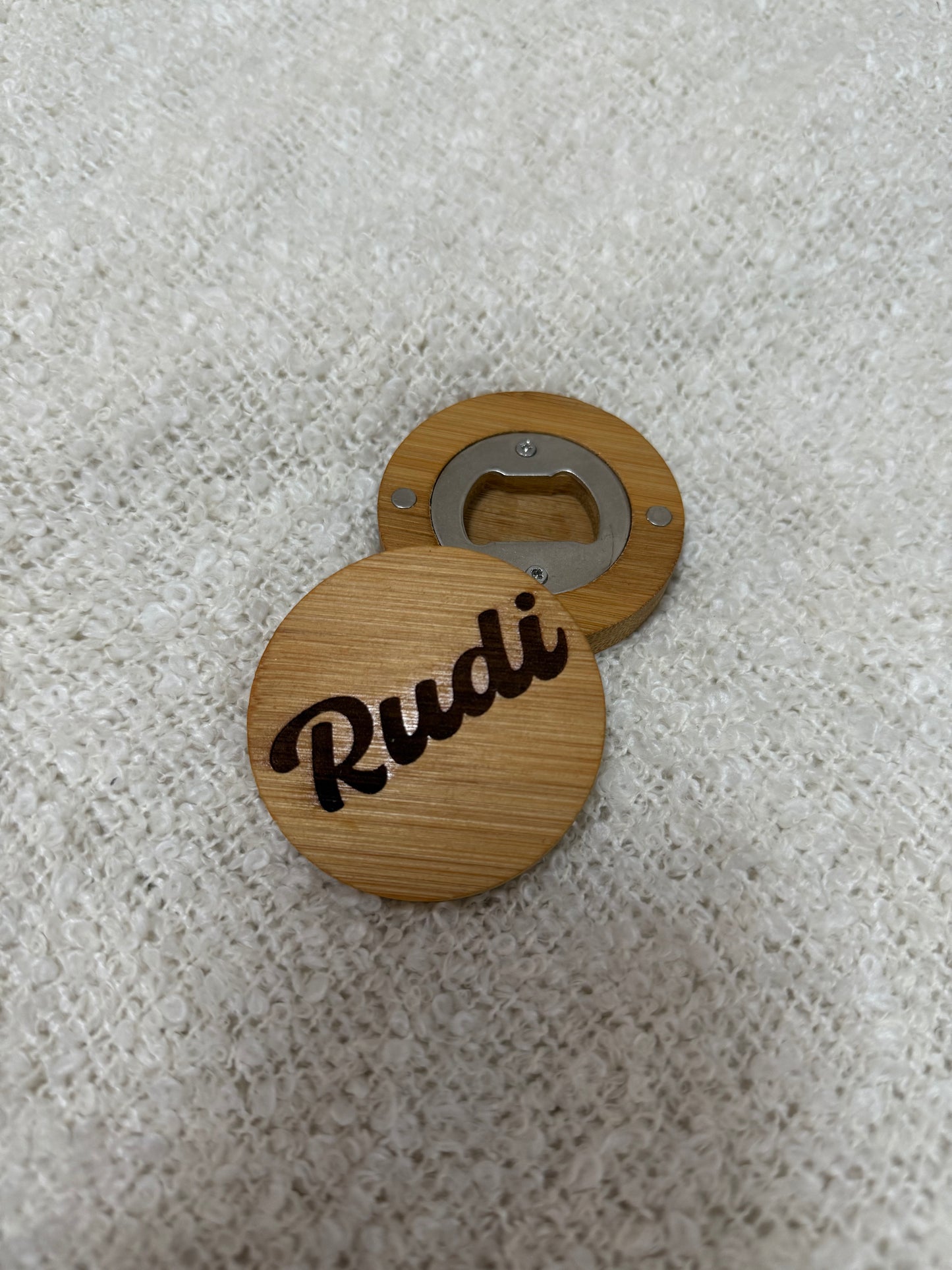 APRIBOTTIGLIE IN LEGNO INCISO