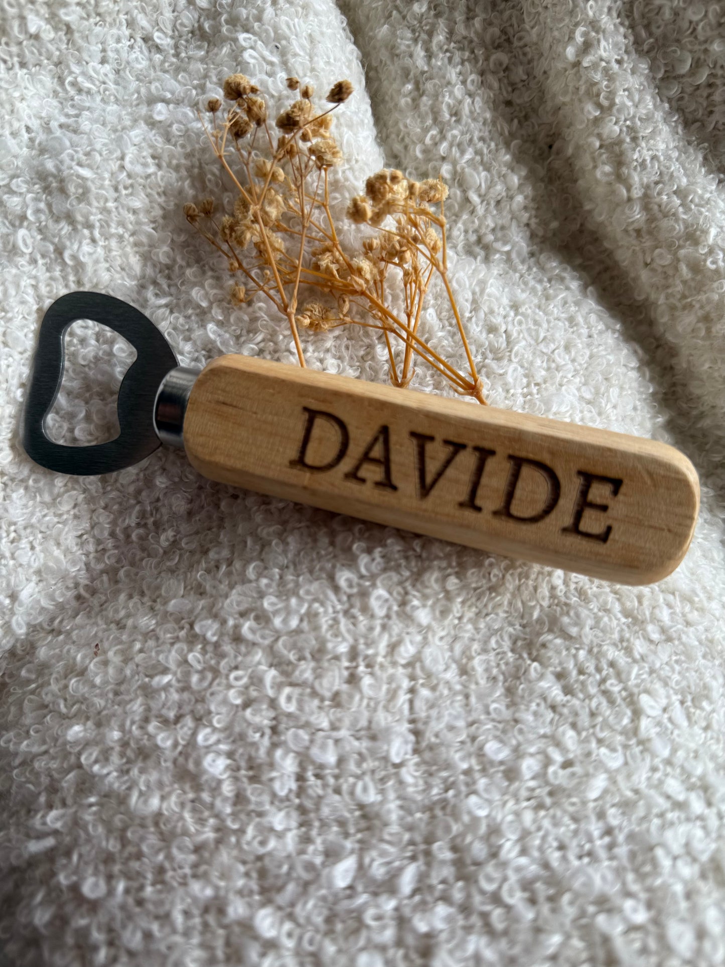 APRIBOTTIGLIE IN LEGNO INCISO